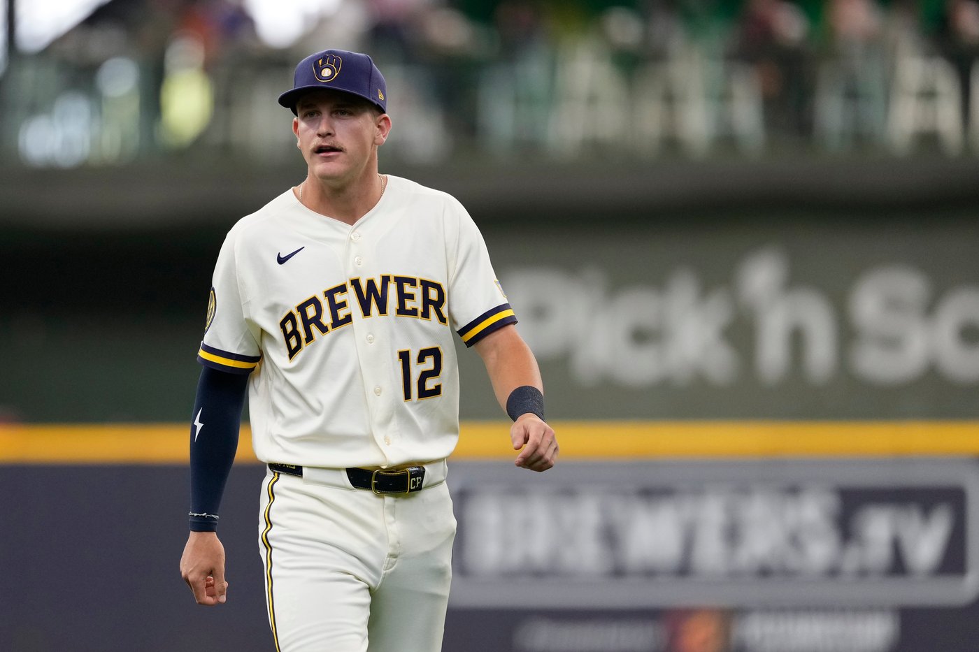 Brewers shortstop prospect Cooper Pratt called up ahead of series with Guardians | iNFOnews.ca