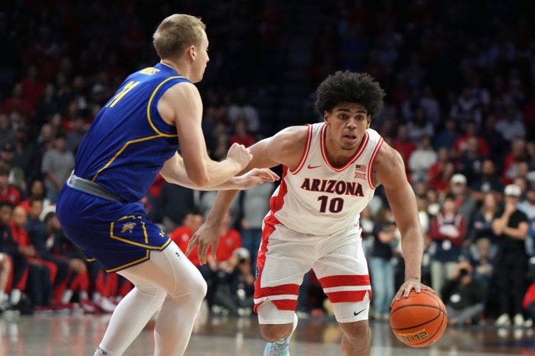 Peat scores 19 as No. 1 Arizona closes out nonconference with 99-71 win over South Dakota State | iNFOnews.ca