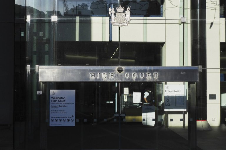 Jury mulls a verdict for a man accused of killing 5 by setting fire to a New Zealand boarding house | iNFOnews.ca