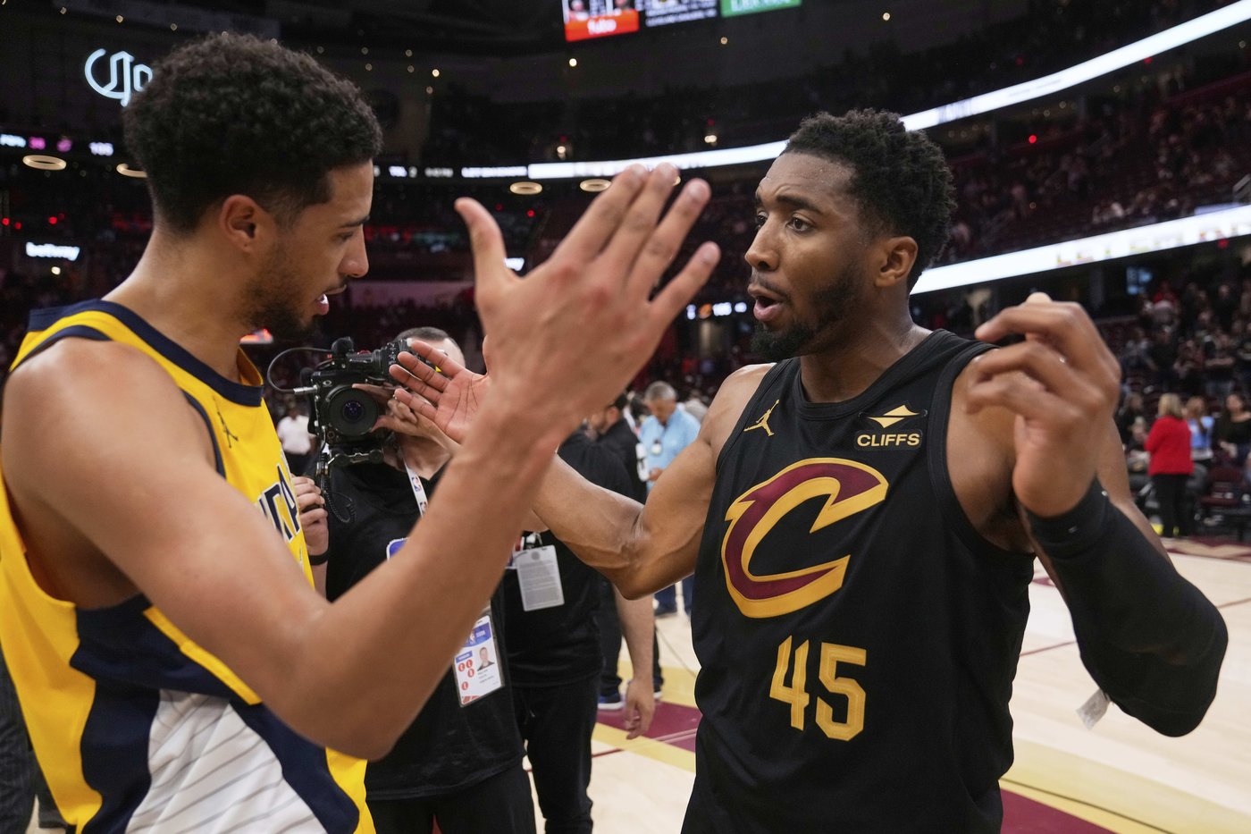 Gilgeous-Alexander, Jokic, Antetokounmpo, Tatum, Mitchell All-NBA 1st team. LeBron, 40, is 2nd team | iNFOnews.ca Gilgeous-Alexander, Jokic, Antetokounmpo, Tatum, Mitchell All-NBA 1st team. LeBron, 40, is 2nd team | iNFOnews.ca