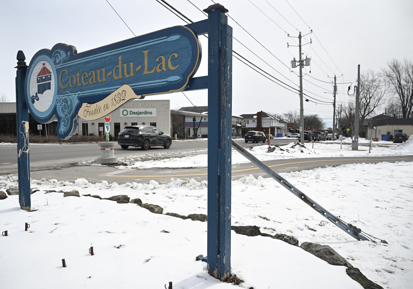 Hometown mourns Quebec pilot Antoine Forest, who died in LaGuardia crash | iNFOnews.ca