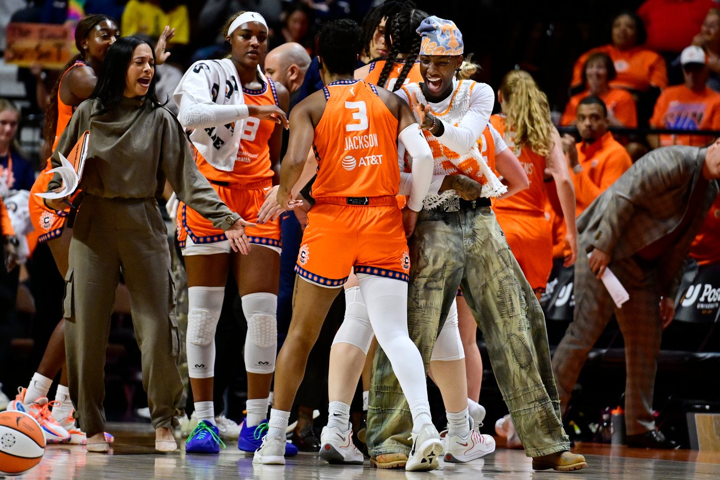 Sun beat Tempo 95-81 in franchise's final game in Connecticut before moving to Houston | iNFOnews.ca Sun beat Tempo 95-81 in franchise's final game in Connecticut before moving to Houston | iNFOnews.ca