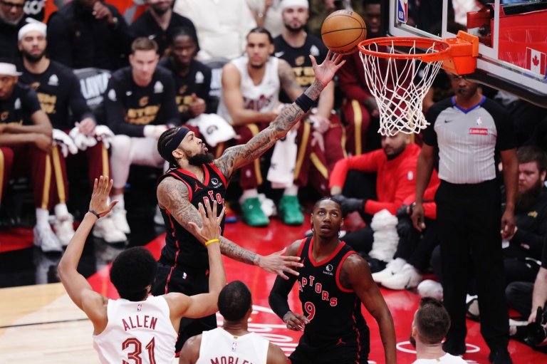 Lights Out: Raptors adjusting to early start time for Game 3 vs. Cavaliers | iNFOnews.ca