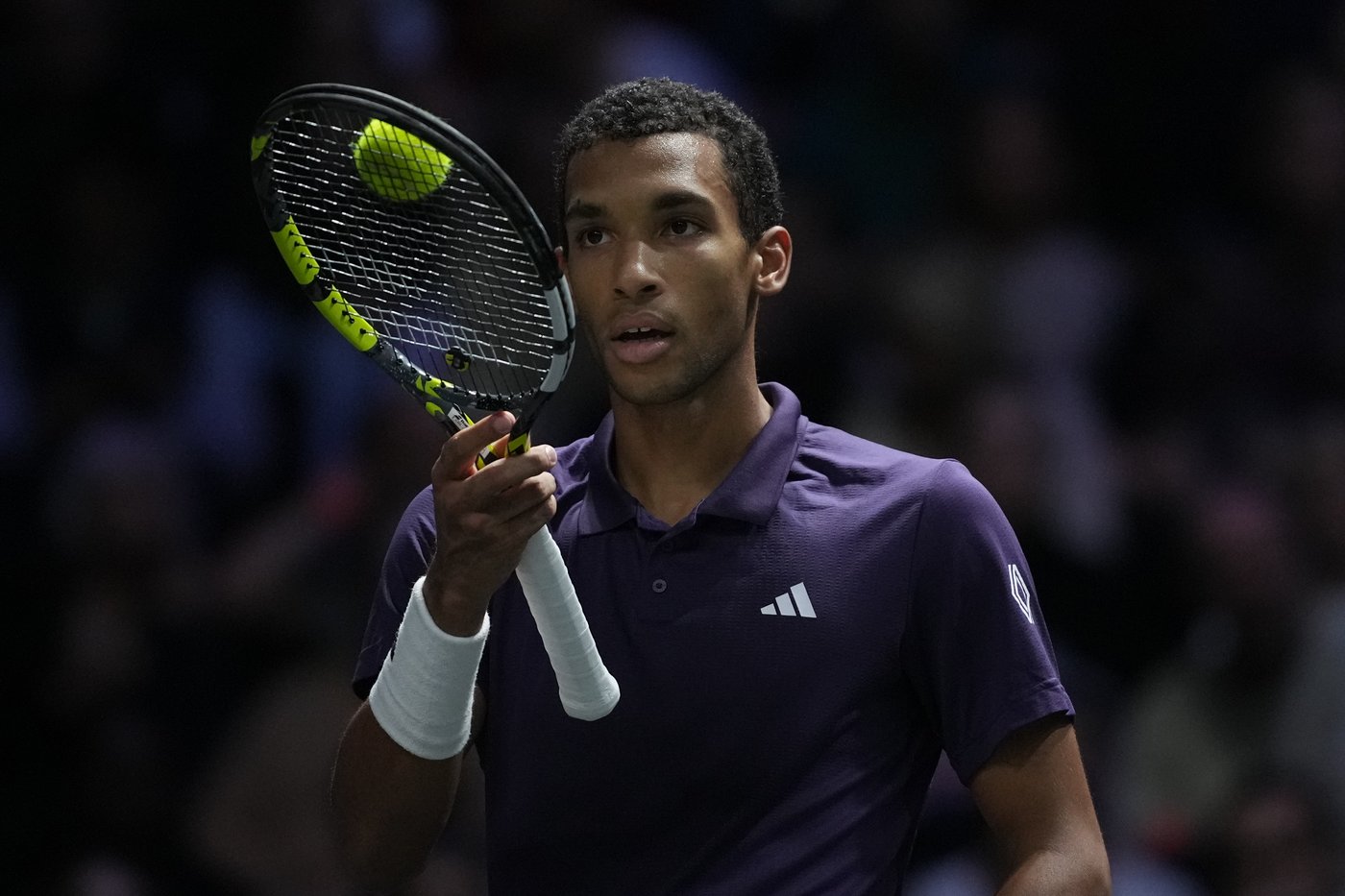 Auger-Aliassime closes in on ATP Finals spot with win over Vacherot in Paris | iNFOnews.ca Auger-Aliassime closes in on ATP Finals spot with win over Vacherot in Paris | iNFOnews.ca