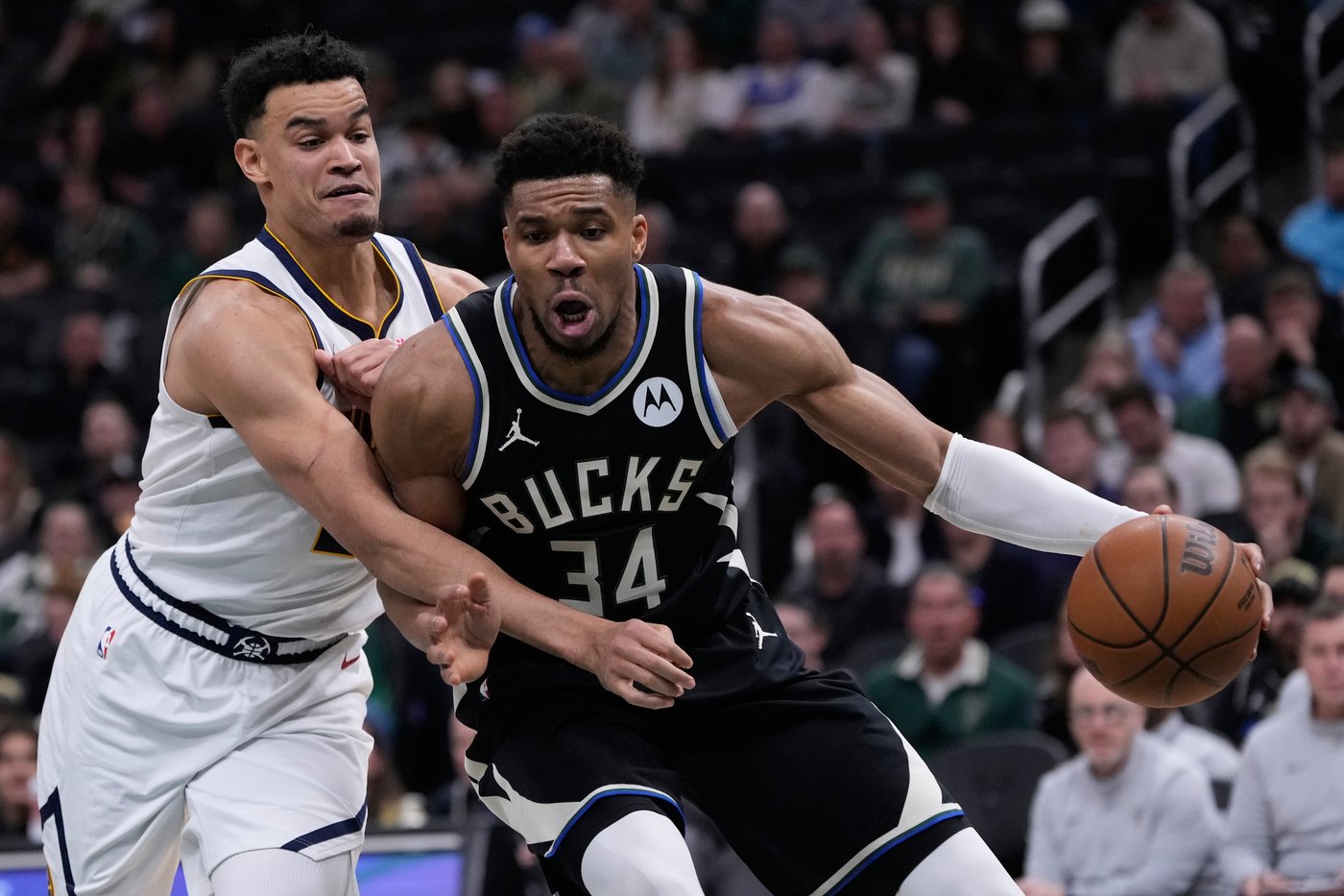 Bucks have no timetable on when Giannis Antetokounmpo might return from right calf strain | iNFOnews.ca