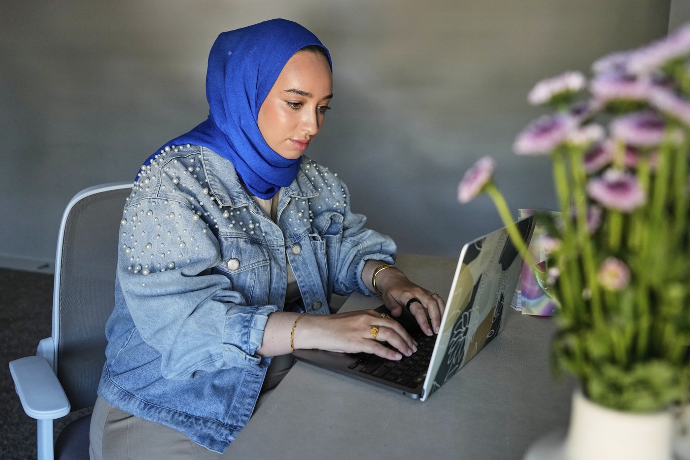 From apps to matchmaking: the diverse ways some American Muslims navigate finding marriage partners | iNFOnews.ca