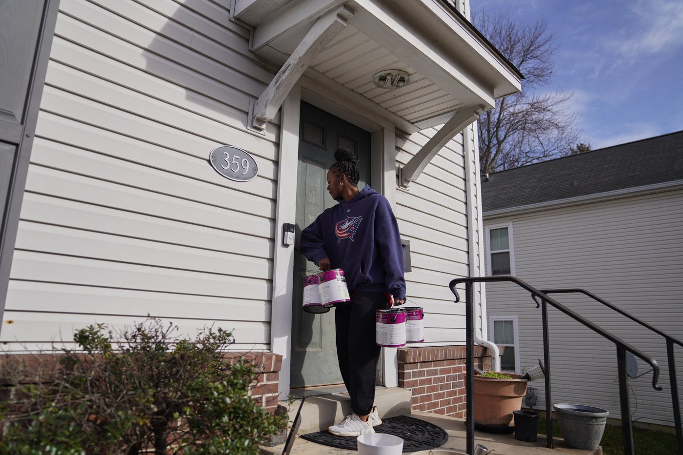 PHOTO ESSAY: Grassroots groups tackle social isolation | iNFOnews.ca