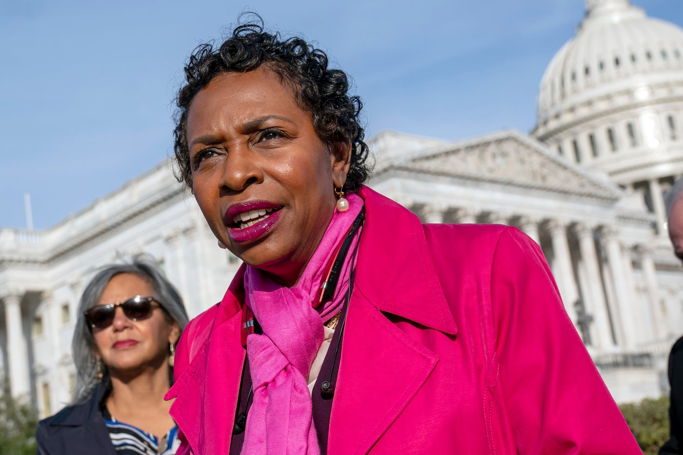 Congressional Black Caucus chair says Trump's post on the Obamas shows a 'bigoted and racist regime' | iNFOnews.ca