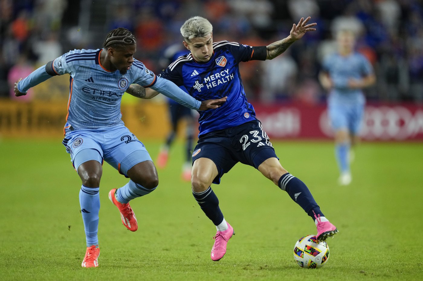 Luciano Acosta, Yamin Asad, Roman Celentano help Cincinnati hold off NYCFC 1-0 in playoff opener | iNFOnews.ca Luciano Acosta, Yamin Asad, Roman Celentano help Cincinnati hold off NYCFC 1-0 in playoff opener | iNFOnews.ca