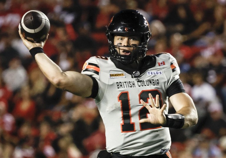 Nathan Rourke does damage with arm and legs as Lions roar past Stampeders 52-23 | iNFOnews.ca