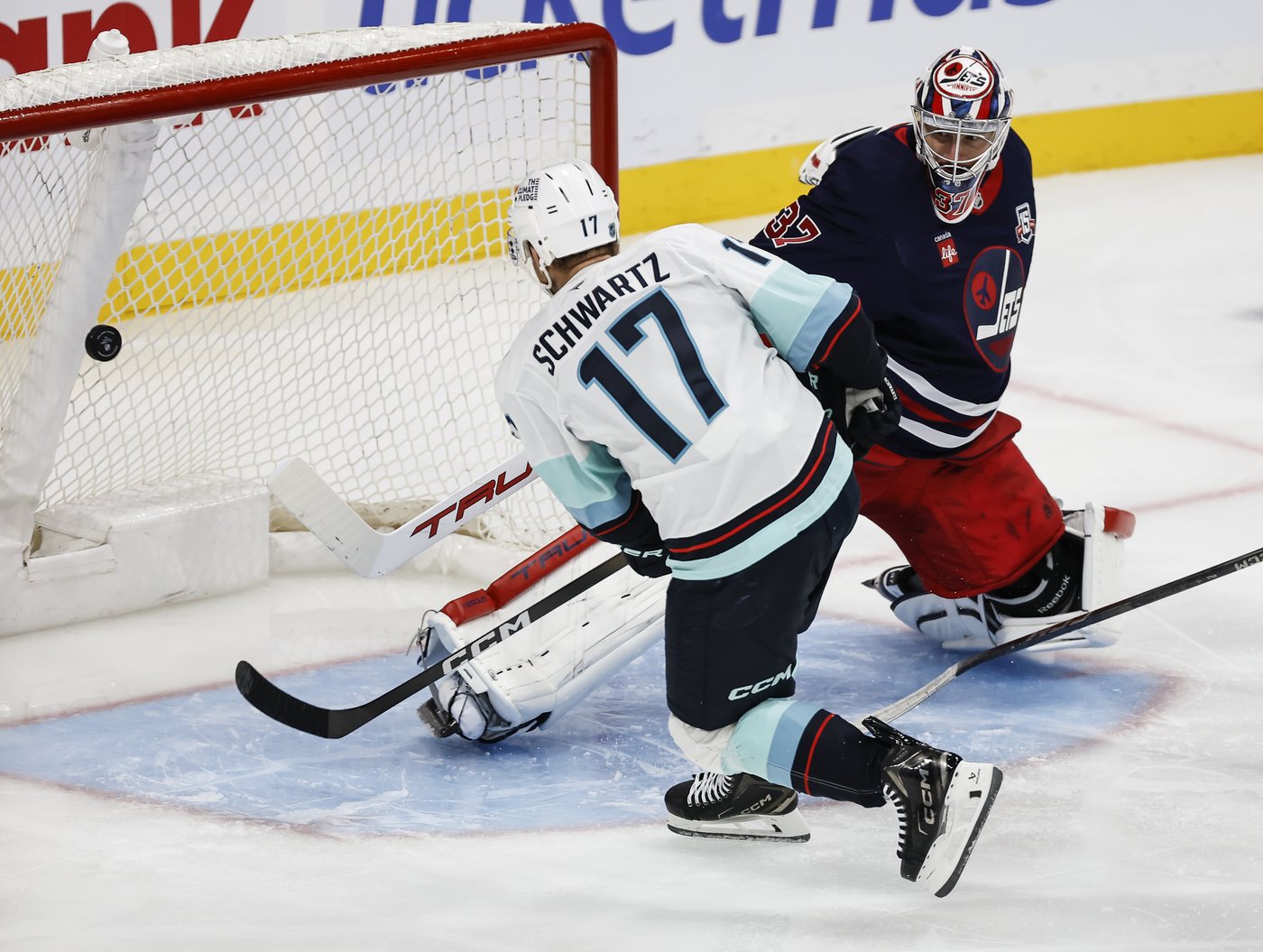 Seattle Kraken's 3-0 win over Winnipeg Jets a family affair for Lamberts, Fleurys | iNFOnews.ca