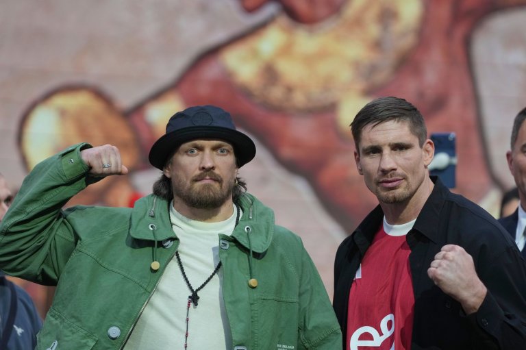 Usyk and Mayweather put kickboxers in spotlight as they step into ring against unlikely opponents | iNFOnews.ca