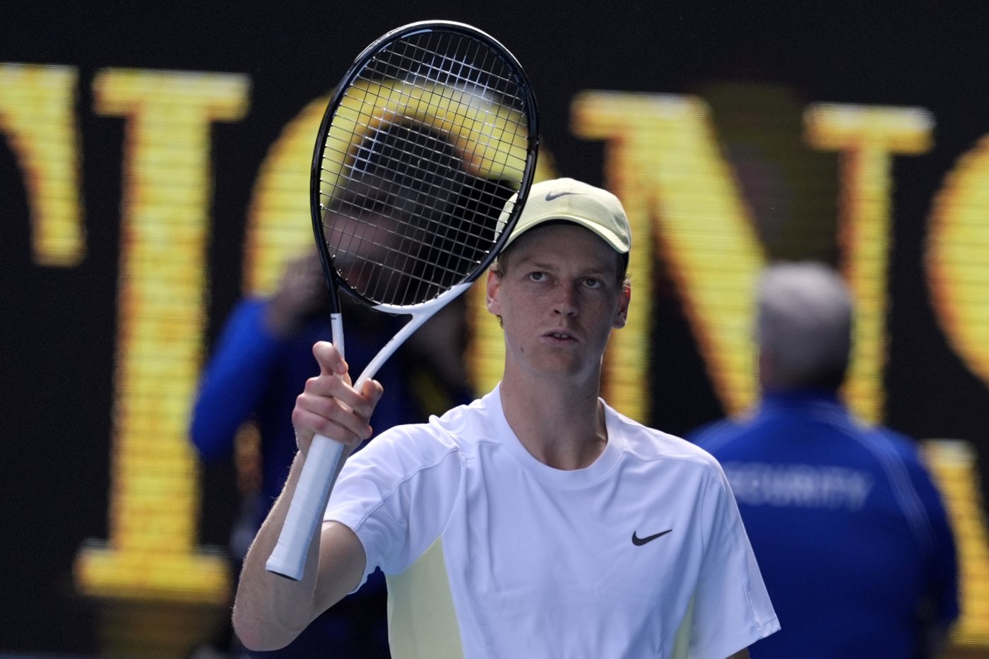 Sinner and Swiatek win ITF world champion awards | iNFOnews.ca