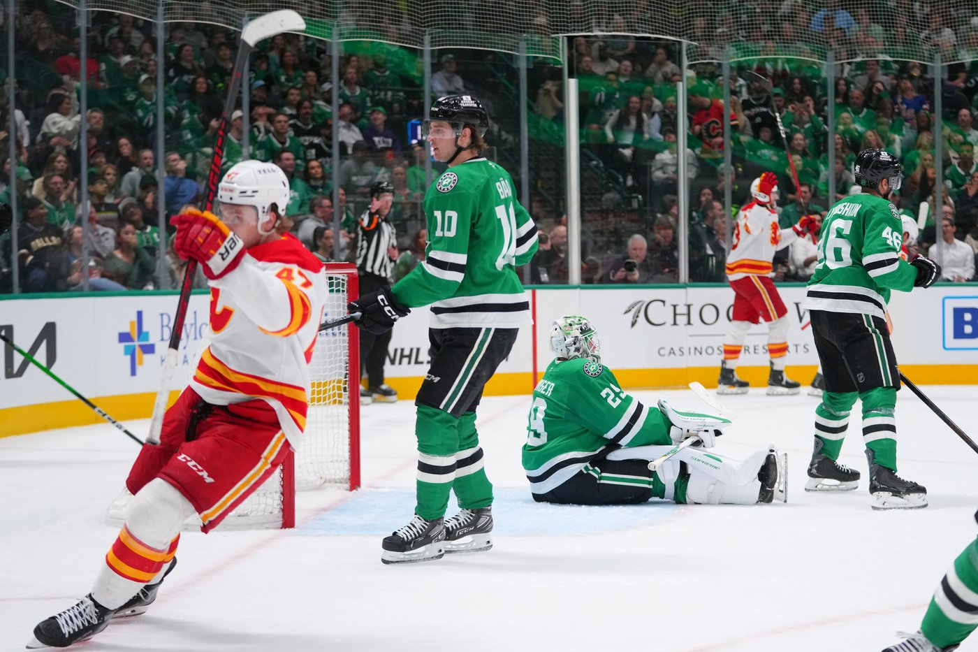 Wyatt Johnston scores in OT in Stars' comeback 4-3 win over Flames | iNFOnews.ca