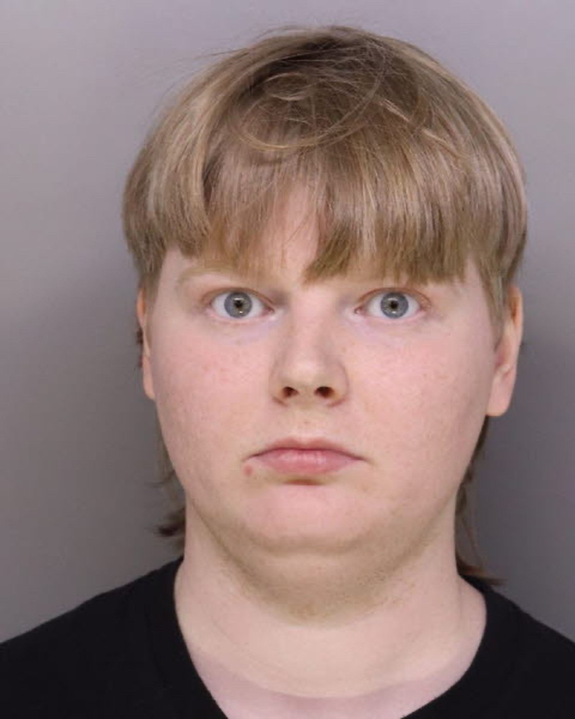 A suspect in the vandalism of JD Vance’s Ohio home must stay in jail until trial | iNFOnews.ca A suspect in the vandalism of JD Vance’s Ohio home must stay in jail until trial | iNFOnews.ca