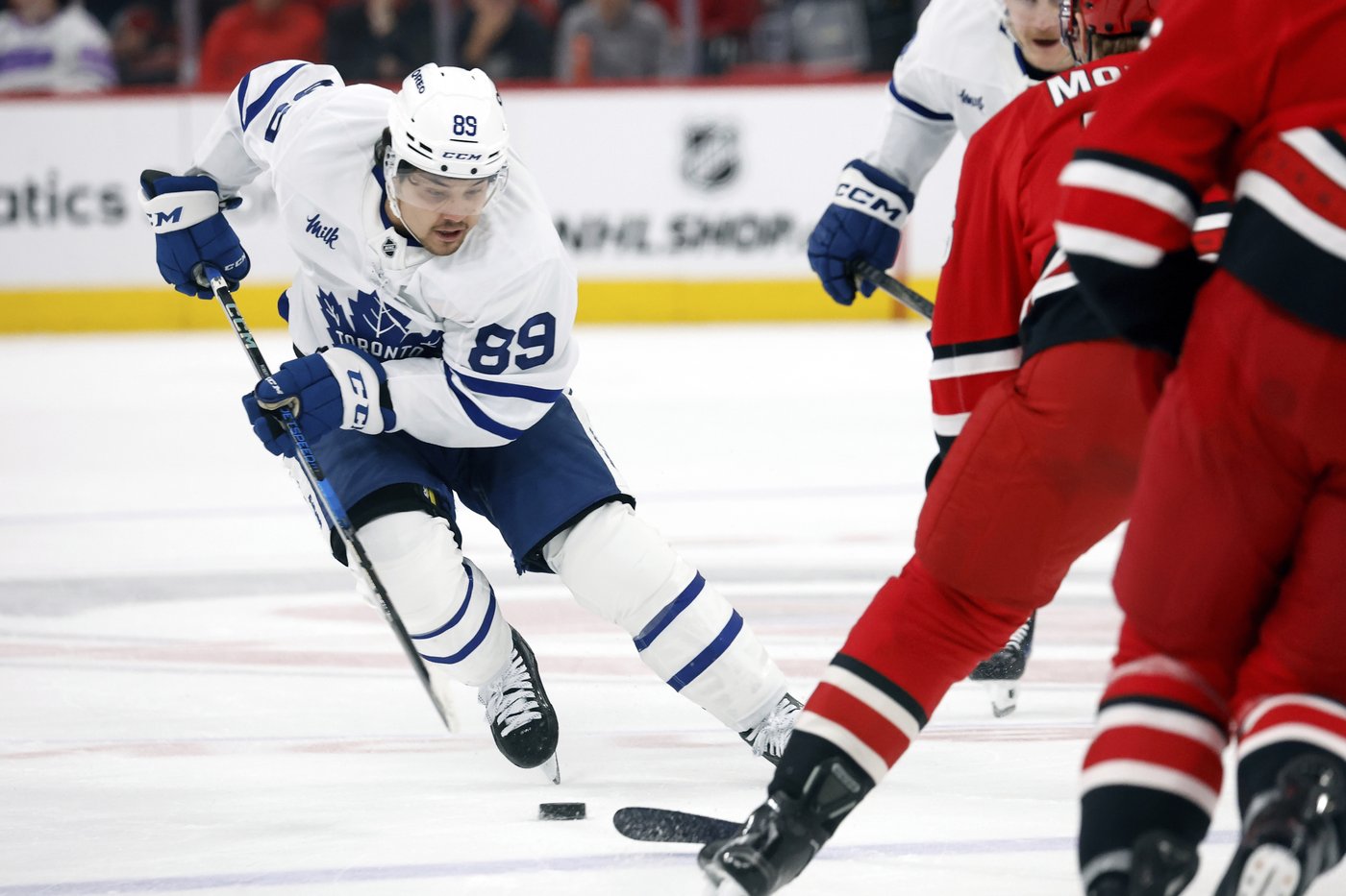 Woll makes 25 saves to help the Maple Leafs top the slumping Hurricanes 4-1 | iNFOnews.ca Woll makes 25 saves to help the Maple Leafs top the slumping Hurricanes 4-1 | iNFOnews.ca