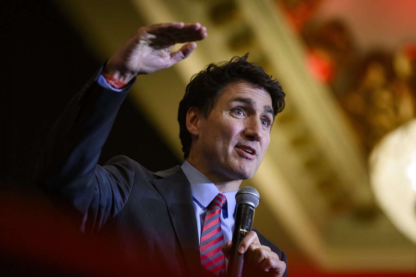 Trudeau attends Taylor Swift concert in Toronto with family | iNFOnews.ca