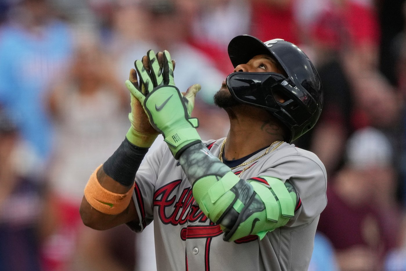 Acuña powers Braves past Reds 5-2 with 2 more homers as Atlanta hits 40 wins | iNFOnews.ca