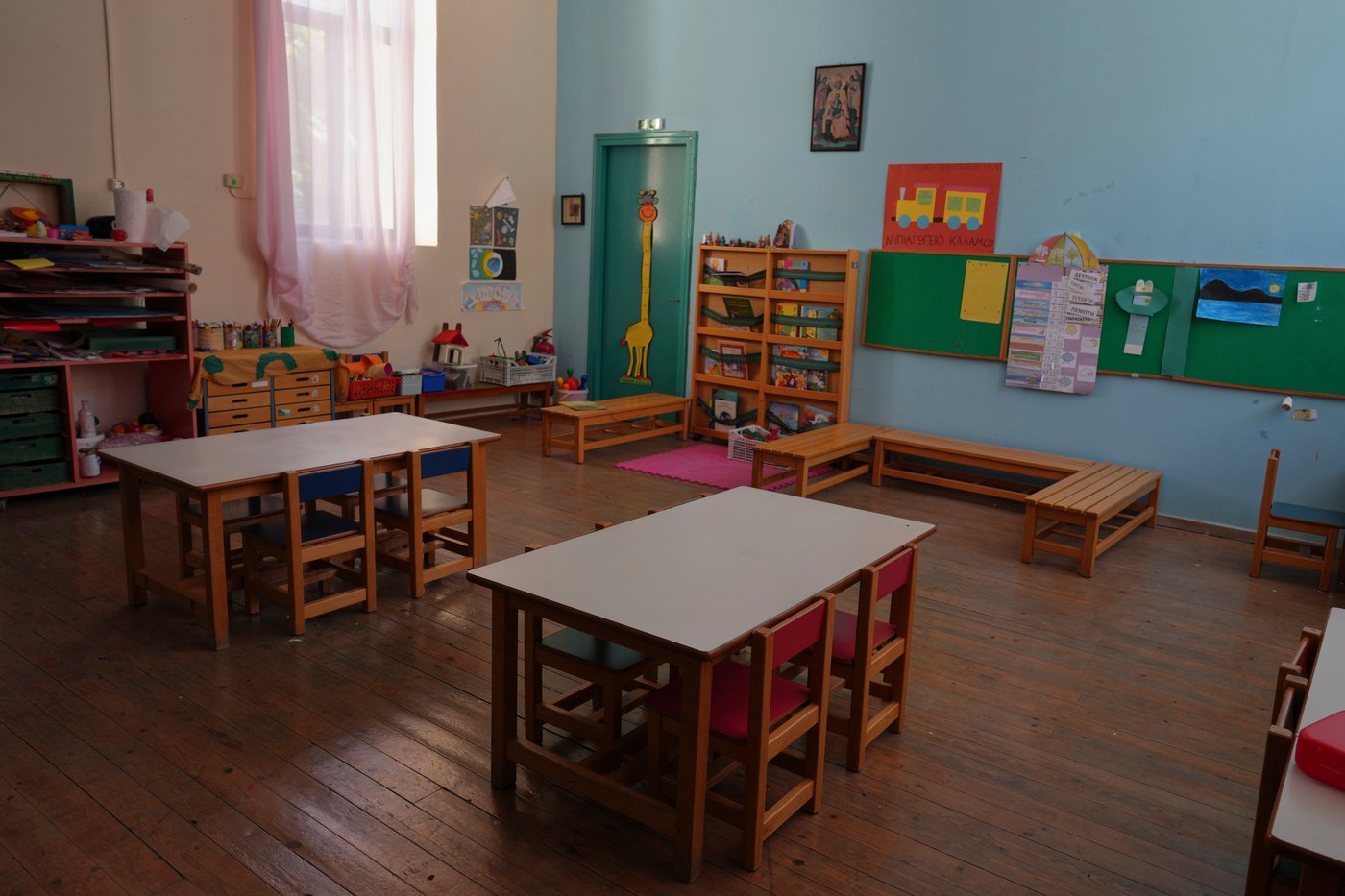 On a remote Greek island, empty classrooms signal a crisis across Europe | iNFOnews.ca On a remote Greek island, empty classrooms signal a crisis across Europe | iNFOnews.ca