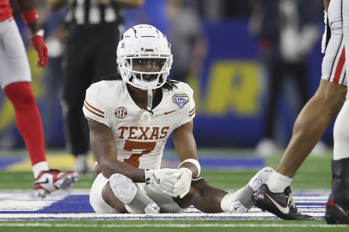 Texas WR Isaiah Bond joins growing number of Longhorns leaving early for the NFL | iNFOnews.ca