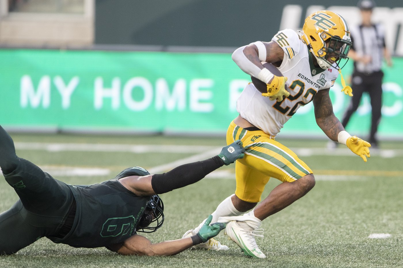 Blanchard's 57-yard field goal lifts Elks to 36-34 win over Roughriders | iNFOnews.ca Blanchard's 57-yard field goal lifts Elks to 36-34 win over Roughriders | iNFOnews.ca