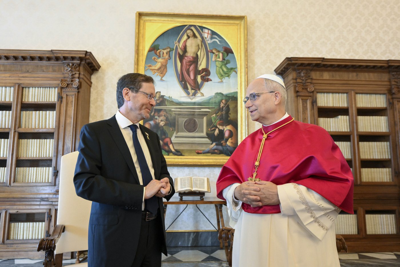 Pope Leo and Vatican insist on 2-state solution to end Gaza war during meeting with Israel president | iNFOnews.ca Pope Leo and Vatican insist on 2-state solution to end Gaza war during meeting with Israel president | iNFOnews.ca