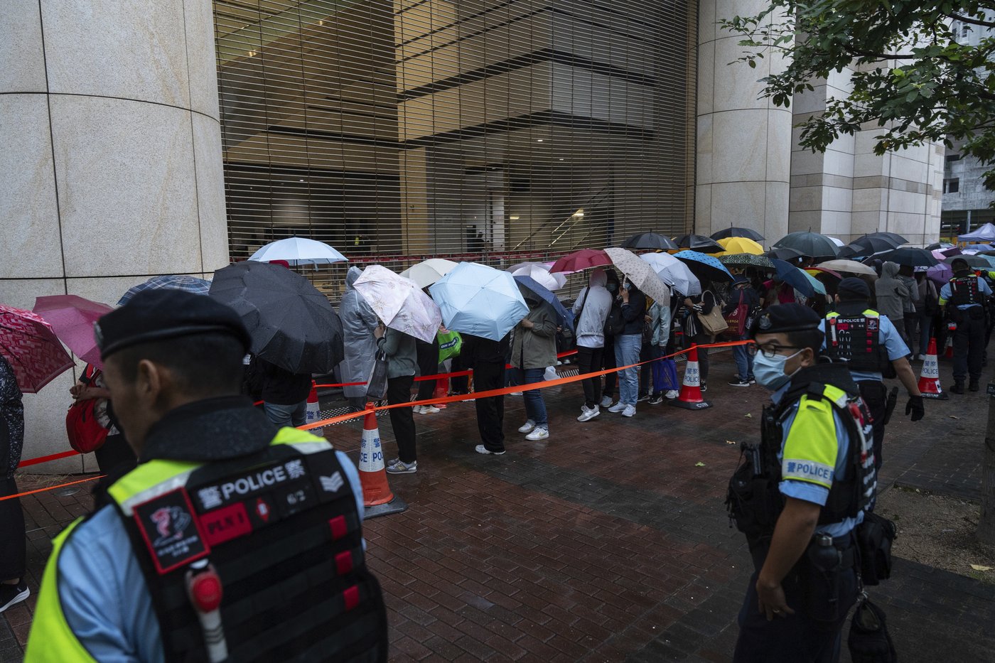 45 pro-democracy activists get 4 to 10 years in prison in Hong Kong's biggest national security case | iNFOnews.ca
