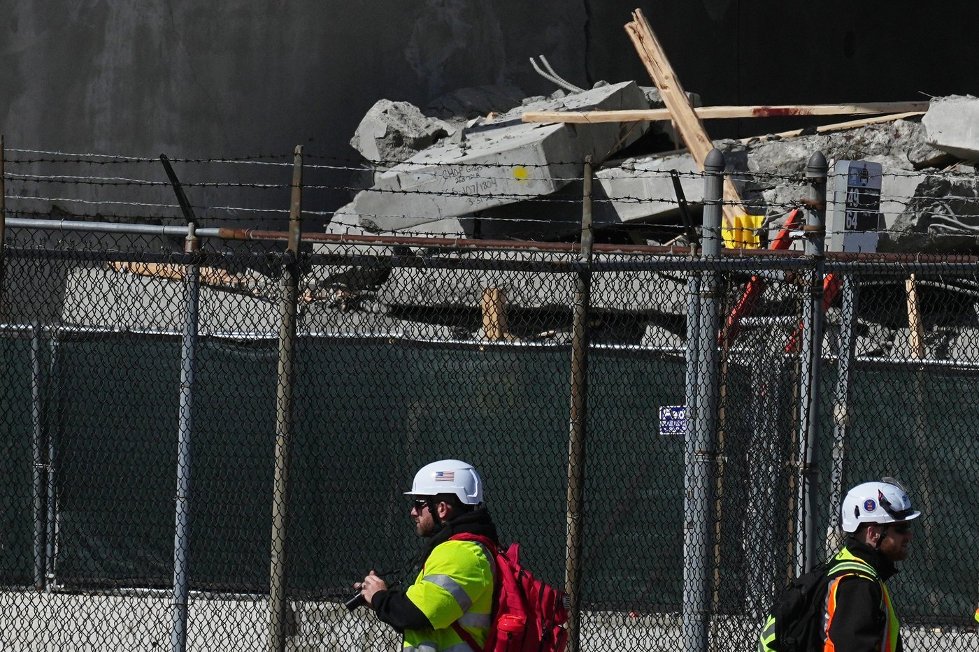 Bodies of 2 workers found days after partial collapse at parking garage being built in Philadelphia | iNFOnews.ca Bodies of 2 workers found days after partial collapse at parking garage being built in Philadelphia | iNFOnews.ca