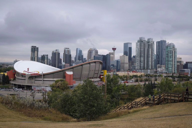 Landlord facing voyeurism charges after tenants find cameras in rooms: Calgary police | iNFOnews.ca