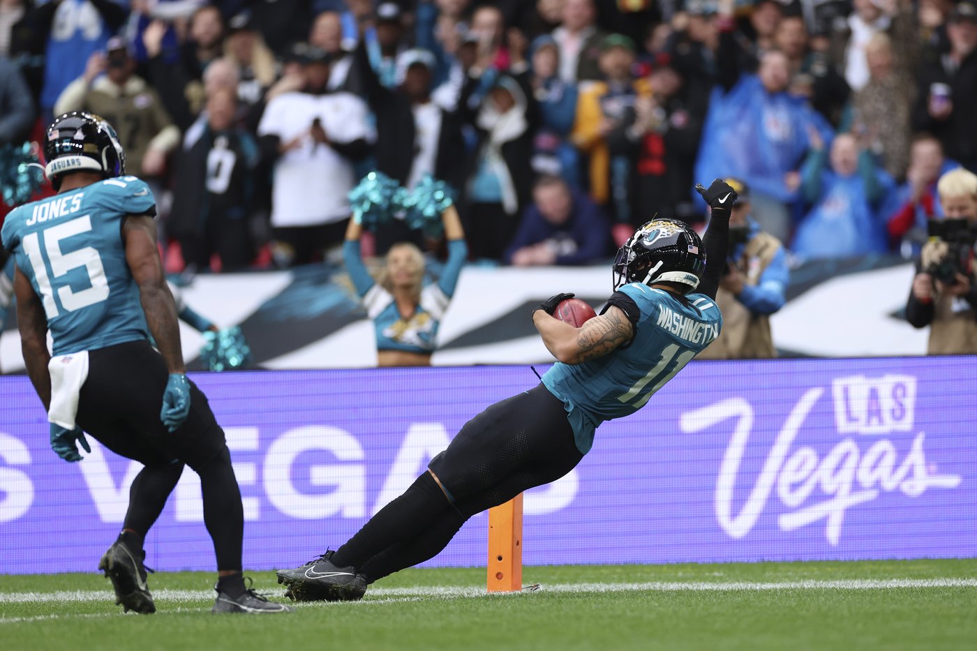 Parker Washington sets Jaguars record with a 96-yard punt return for TD in London | iNFOnews.ca