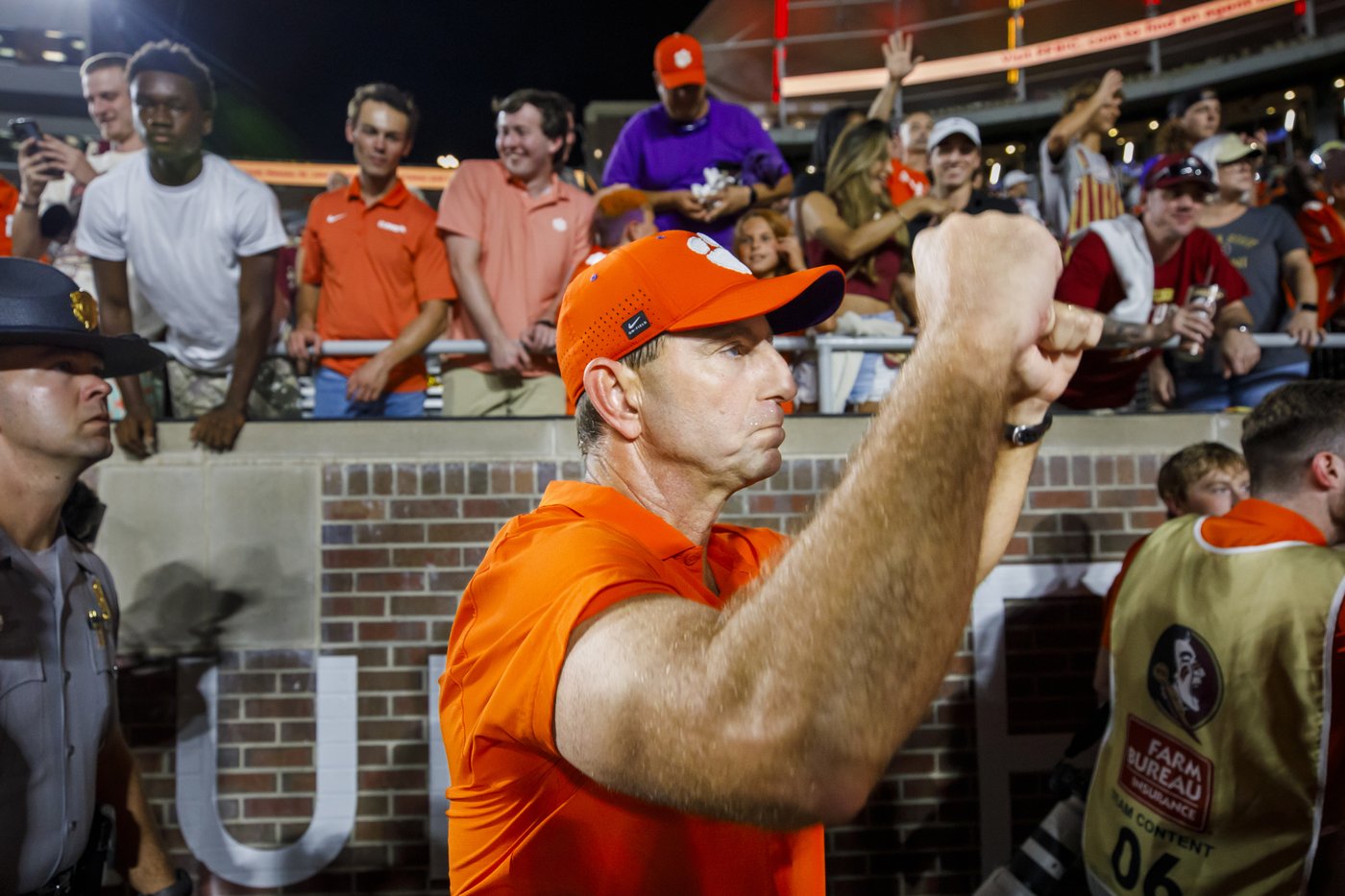 College football chaos helped Swinney remind No. 10 Clemson not to overlook Wake Forest | iNFOnews.ca