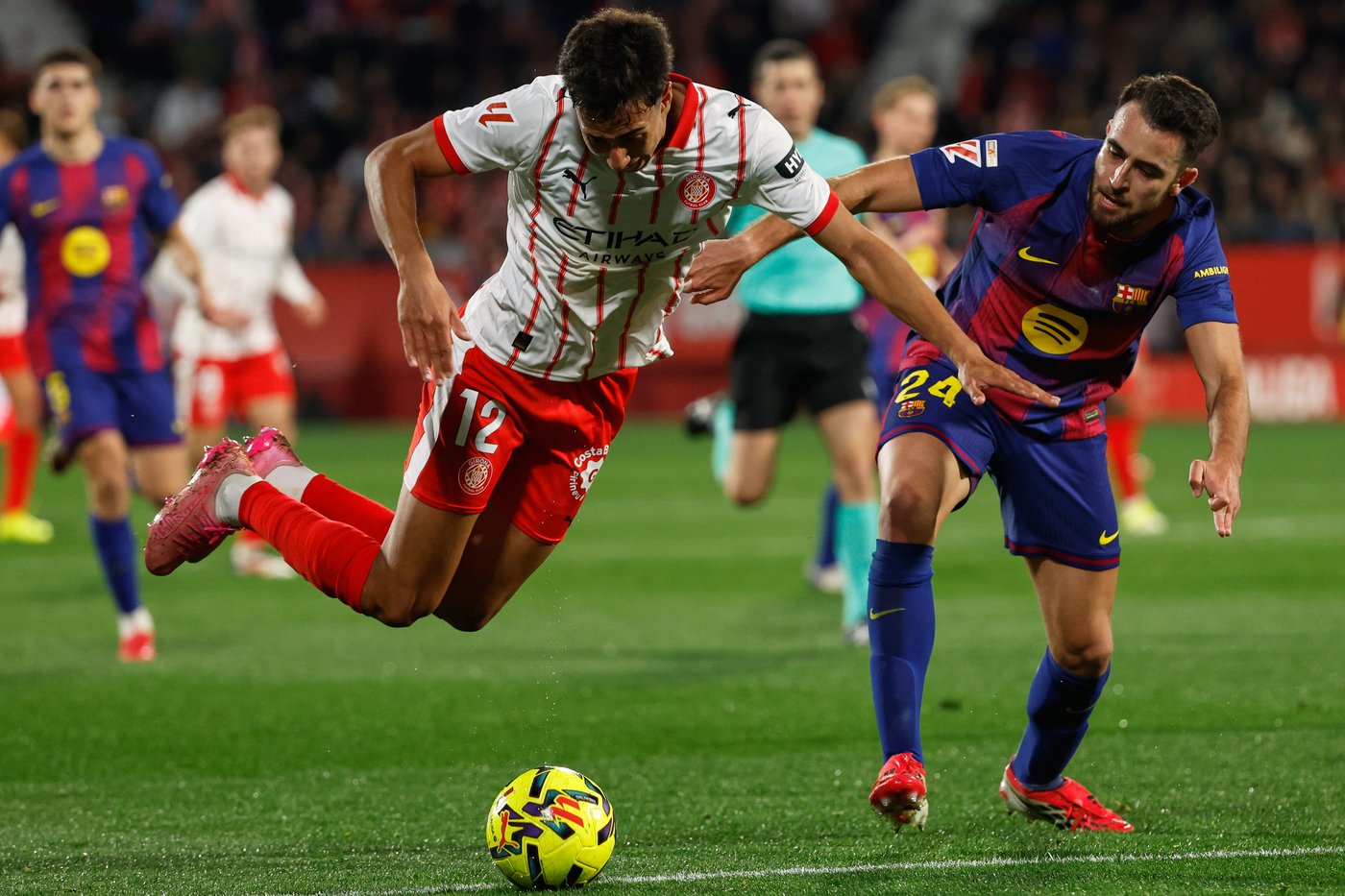 Yamal misses a penalty and Barcelona’s late collapse hands Girona a 2-1 win in La Liga | iNFOnews.ca