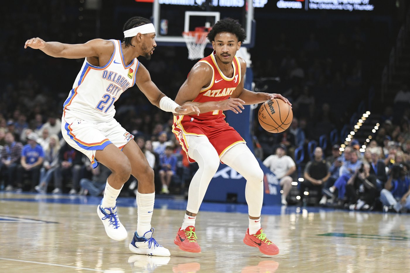 Hawks G Kobe Bufkin partially dislocates right shoulder for 2nd time | iNFOnews.ca Hawks G Kobe Bufkin partially dislocates right shoulder for 2nd time | iNFOnews.ca