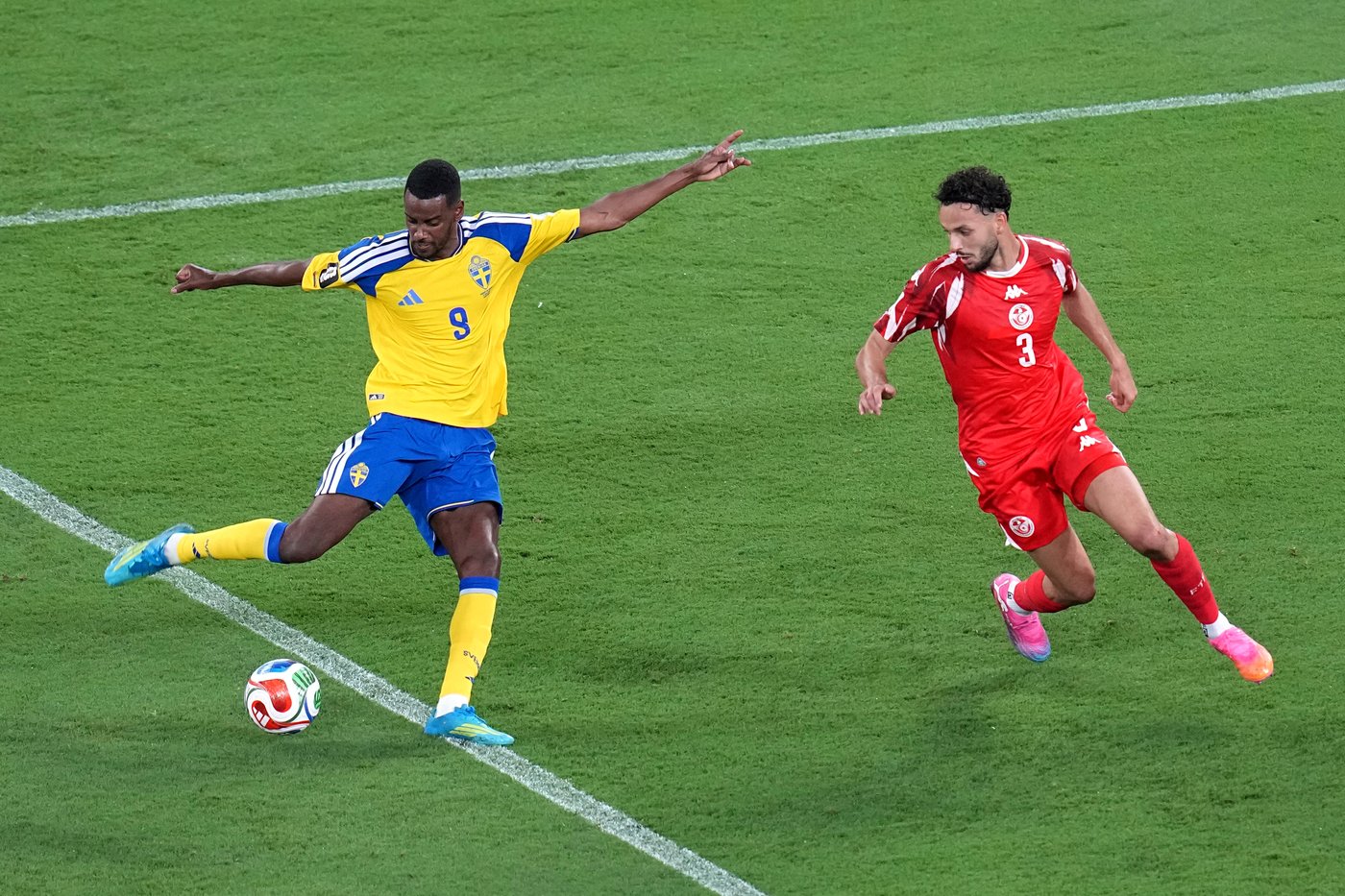 Sweden gets 2 goals from Yasin Ayari and pounds Tunisia 5-1 to move atop World Cup Group F | iNFOnews.ca Sweden gets 2 goals from Yasin Ayari and pounds Tunisia 5-1 to move atop World Cup Group F | iNFOnews.ca