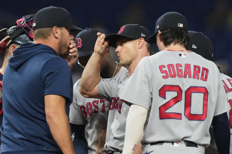 Sanoja, Gusto help Marlins beat Red Sox 4-0 to avoid series sweep | iNFOnews.ca