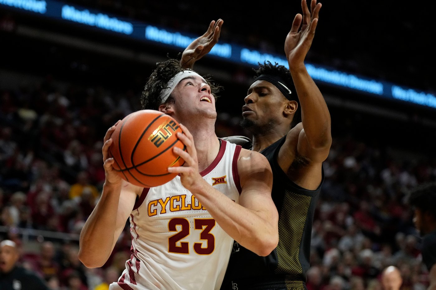 Momcilovic hits 7 3s, scores 27 points in No. 4 Iowa State's 91-60 win over Long Beach State | iNFOnews.ca Momcilovic hits 7 3s, scores 27 points in No. 4 Iowa State's 91-60 win over Long Beach State | iNFOnews.ca