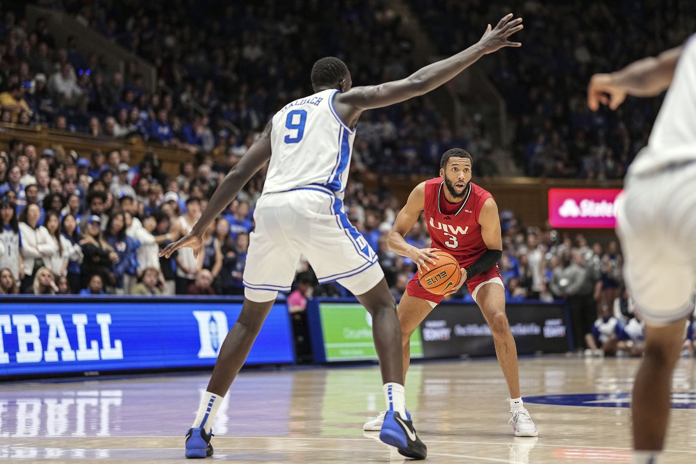 No. 4 Duke overcomes a sluggish start and beats Incarnate Word 72-46 | iNFOnews.ca