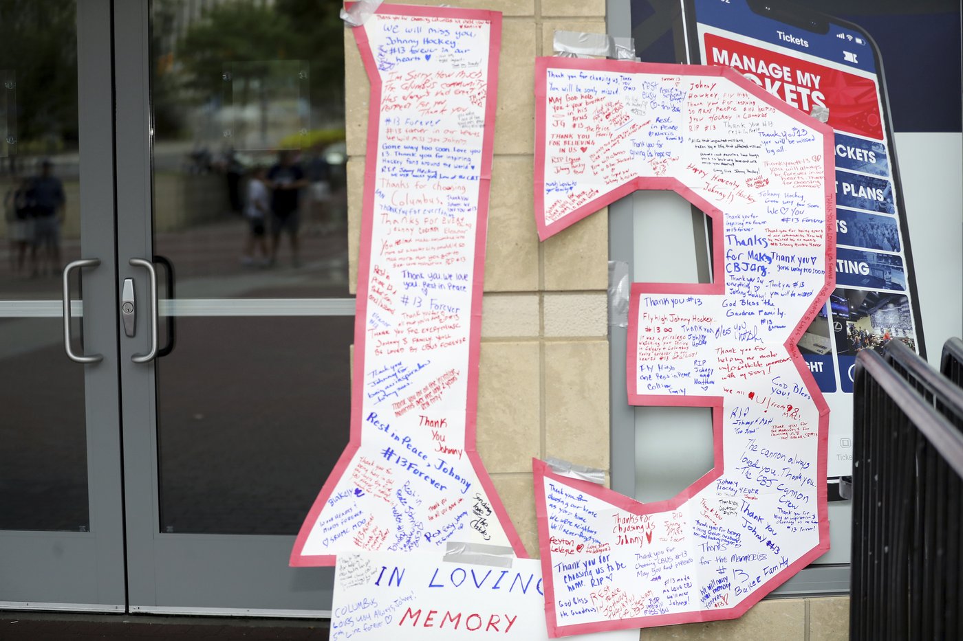 Blue Jackets honor Johnny Gaudreau before their first home game since his death | iNFOnews.ca