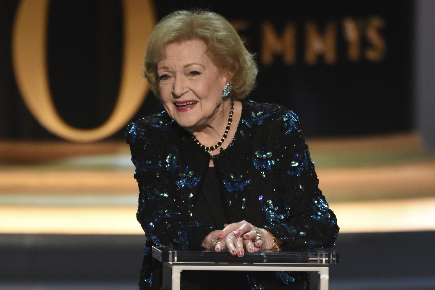 Betty White Forever: New stamp will honor the much-beloved 'Golden Girls' actor | iNFOnews.ca Betty White Forever: New stamp will honor the much-beloved 'Golden Girls' actor | iNFOnews.ca
