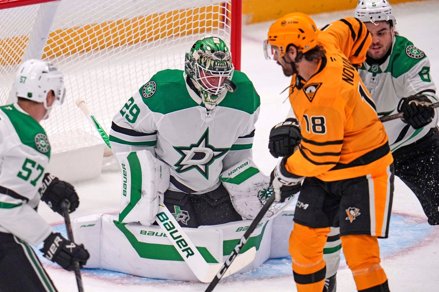 Rickard Rakell scores in shootout to lift Penguins over Stars, 2-1 | iNFOnews.ca
