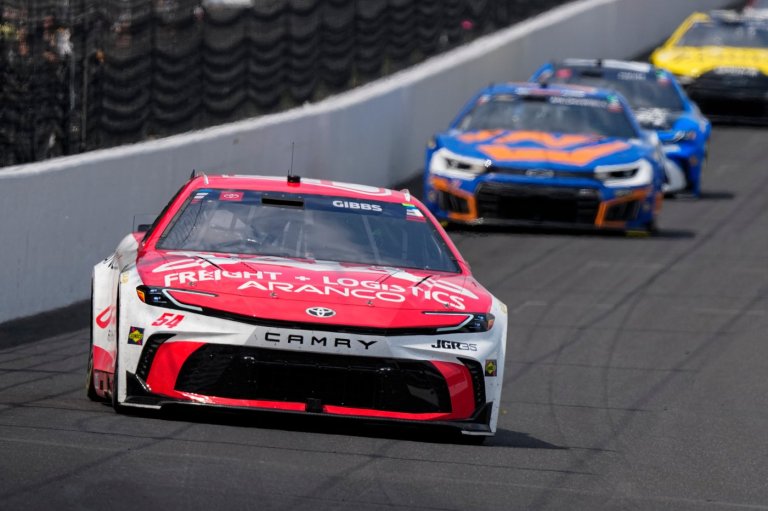 NASCAR changing stage break rules to limit laps run under caution, create more green flag racing | iNFOnews.ca