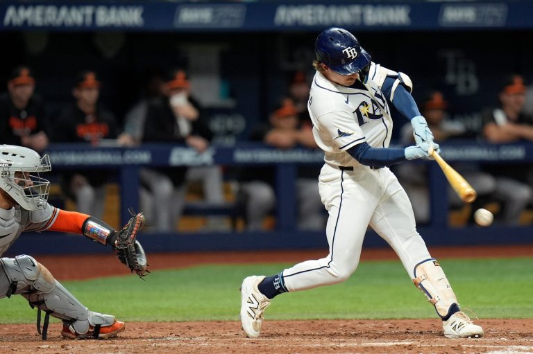 Jonny DeLuca's 2-run single completes Rays' rally for 7-6 win over Orioles to avoid sweep | iNFOnews.ca