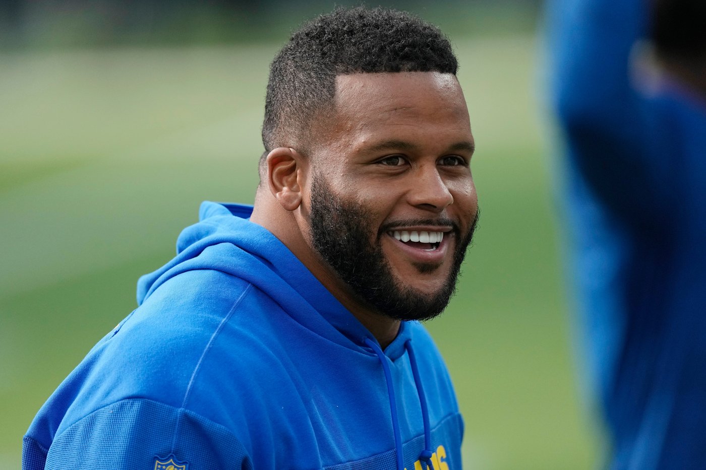 Aaron Donald ends his 2 1/2-year retirement and returns to the Los Angeles Rams | iNFOnews.ca Aaron Donald ends his 2 1/2-year retirement and returns to the Los Angeles Rams | iNFOnews.ca