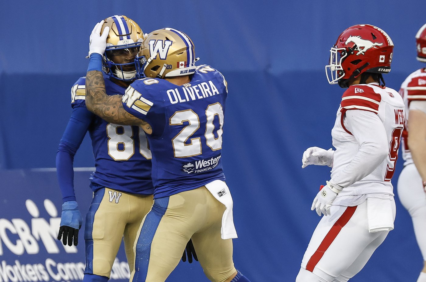 Blue Bombers help their playoff fortunes with 33-28 win over Stampeders | iNFOnews.ca