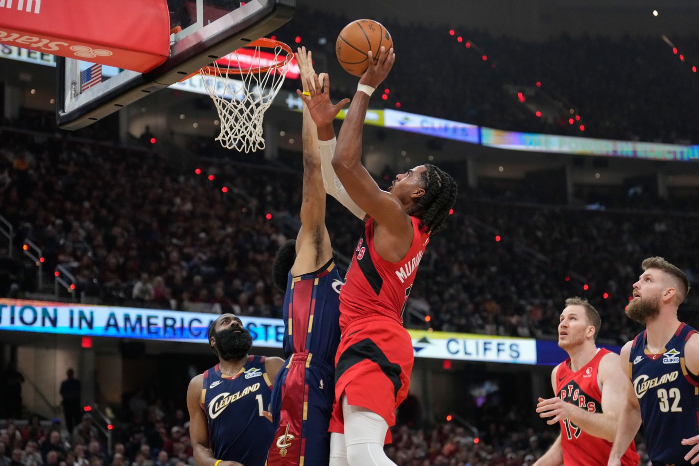 Rookie centre Collin Murray-Boyles stepping up in playoffs for Toronto Raptors | iNFOnews.ca