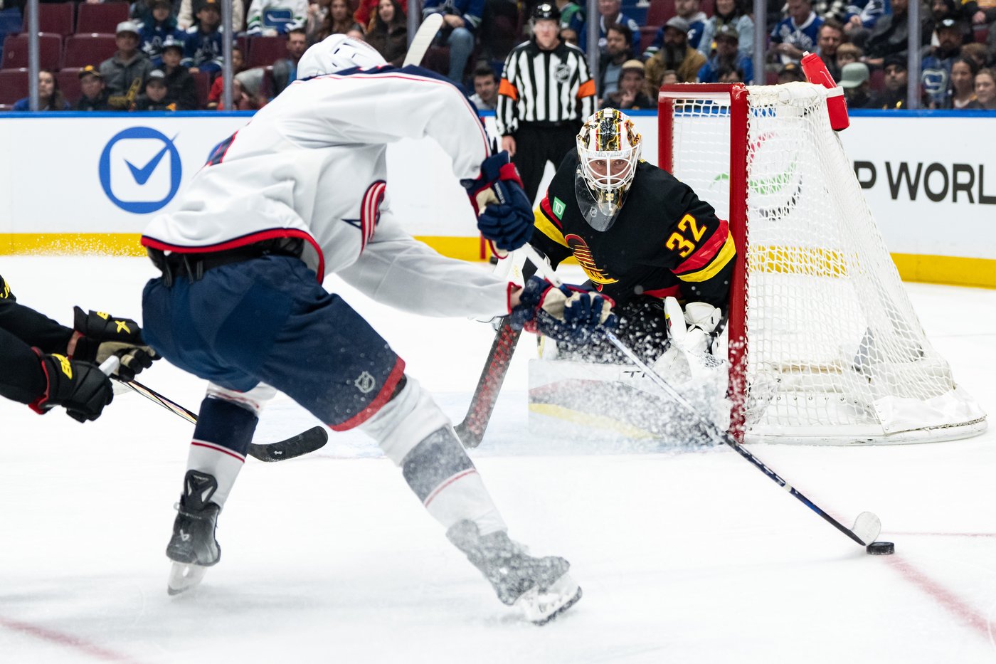 Suter scores twice as Vancouver Canucks down Columbus Blue Jackets 5-2 | iNFOnews.ca