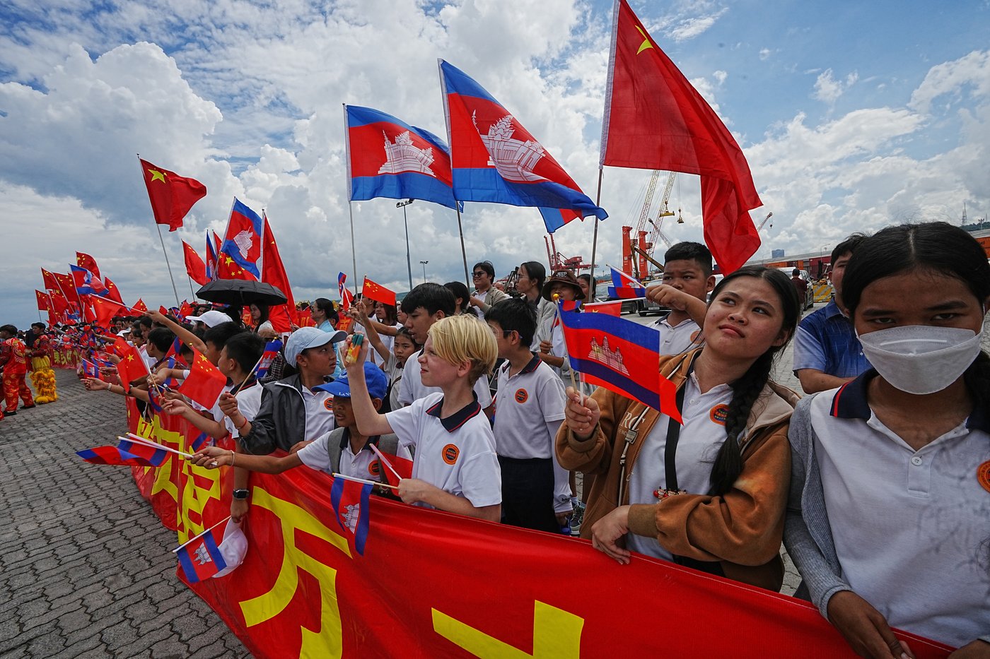 Chinese navy ships make a friendship visit to Cambodia as concerns over military links linger | iNFOnews.ca