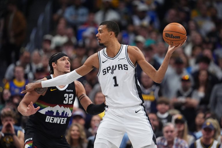 Jokic scores 40, outduels Wembanyama and Nuggets top Spurs 136-134 in OT | iNFOnews.ca