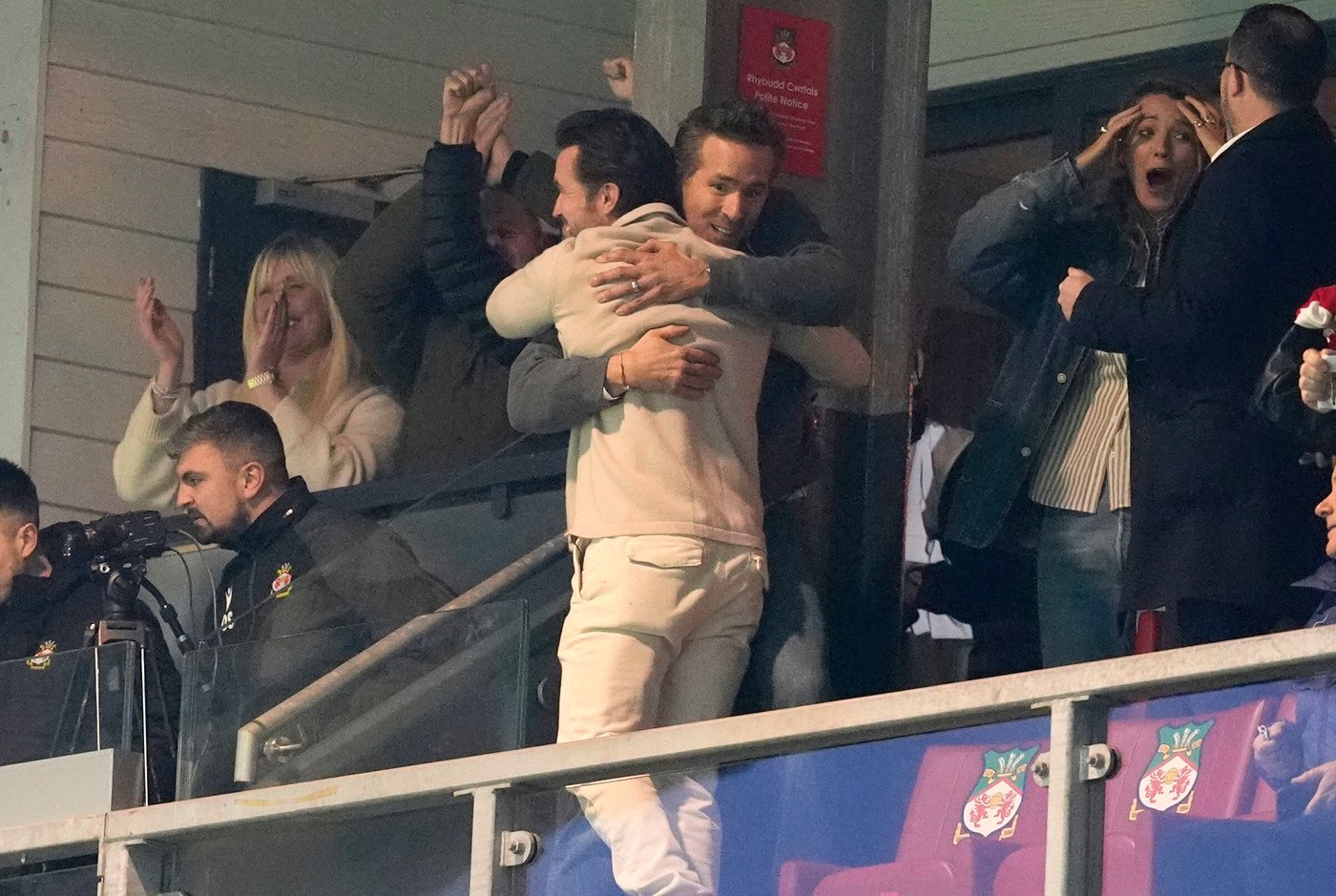 Wrexham celebrity owners on commentary duty to mark five years since takeover | iNFOnews.ca Wrexham celebrity owners on commentary duty to mark five years since takeover | iNFOnews.ca