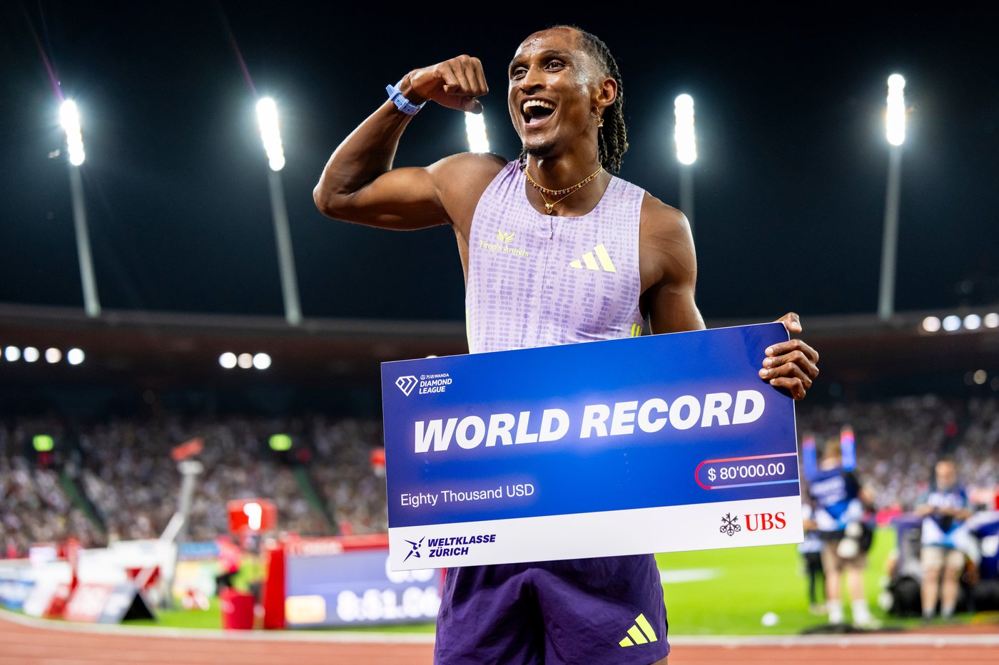 Masai Russell and Alison dos Santos break hurdles world records at Diamond League meet | iNFOnews.ca